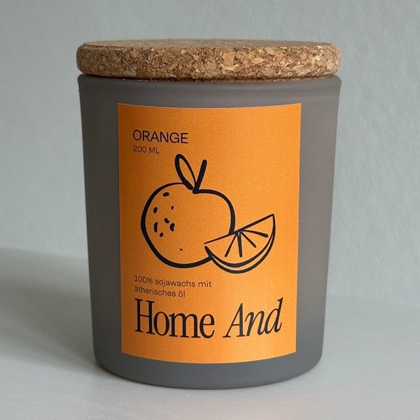 Orange Duftkerze 200 ml im matten Glas mit Korkdeckel